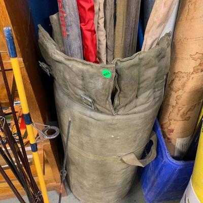 #352 Fishing Pole Tote With Handle 