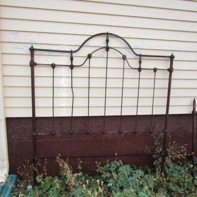 ES-7  ANTIQUE HEAD AND FOOT BOARD