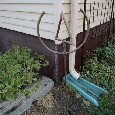 ES-8  COPPER YARD ART SPRINKLER