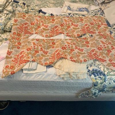 Lot 85 - Curtains, Valances and More 