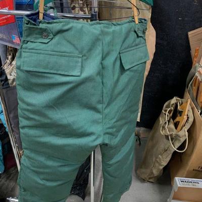 #67 Vintage Green Thermal Snow Pants