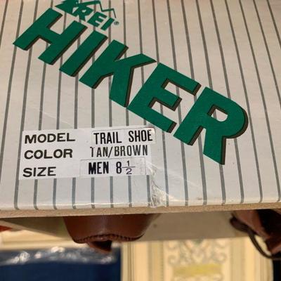 #88 Vintage REI Hiker Shoe Size 8.5
