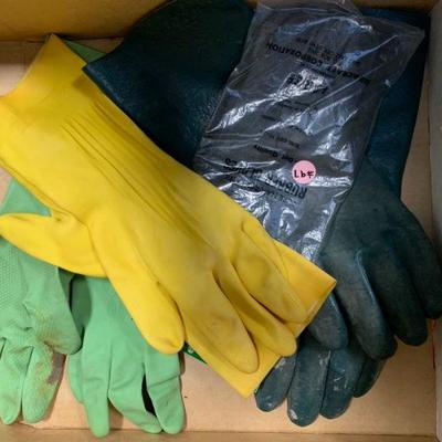 #97 Vintage Rubber Gloves