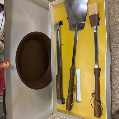 #134 NEVER USED Vintage BBQ Stainless Steel 4 piece set
