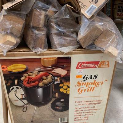 #136 Vintage Coleman Gas Smoker Grill & Wood included