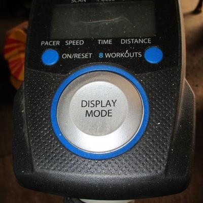 EXERCISE BIKE AND WEIGHT BENCH