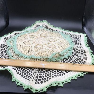 Green Edge Doily Set