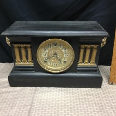 Antique Vintage Mantle Clock