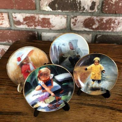 Set of 4 Donald Zolan Childrens Artist Mini Collector's Plates