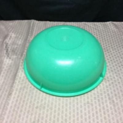 Tupperware bowl