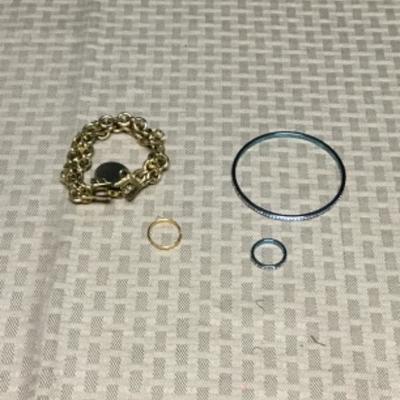 Bracelet/ ring set