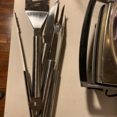 13. Lot of Kitchenware 