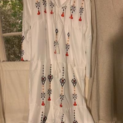 43. 4 Designer Womenâ€™s size 6 Dresses