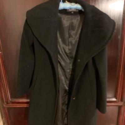 47. Ellen Tracy Wool Coat, Womenâ€™s Size 4