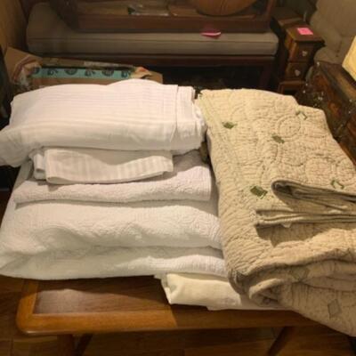 48. Bed Linens (Queen Size), Duvets, Bath Mats, Table Linens