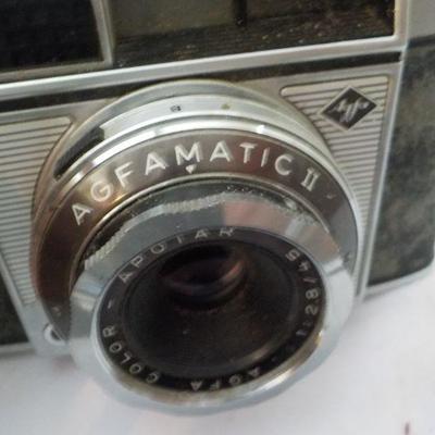 Vintage Agfamatic 2 / 35 mm camera.
