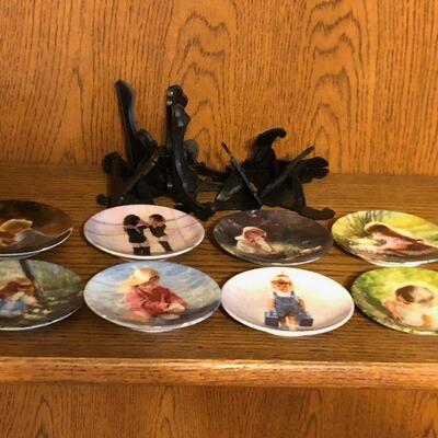 Set of 8 Donald Zolan Miniature Collector Plates