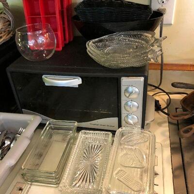 Lot 20 - Small Kitchen Appliances and Kitchenware