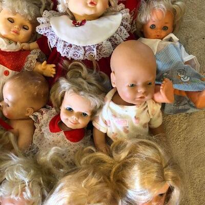 Lot 31 - Vintage Collectible Dolls