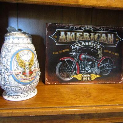 LOT 95  HARLEY DAVIDSON STEIN