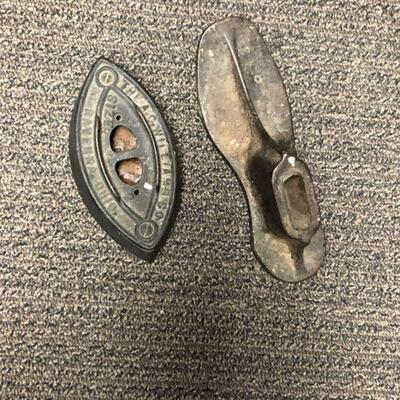 Vintage Sad Iron & Shoe Cobbler Anvil Foot