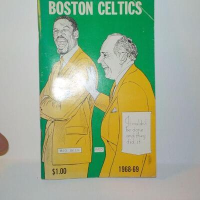 " World Champion Boston Celtics Yearbook 1968-69;