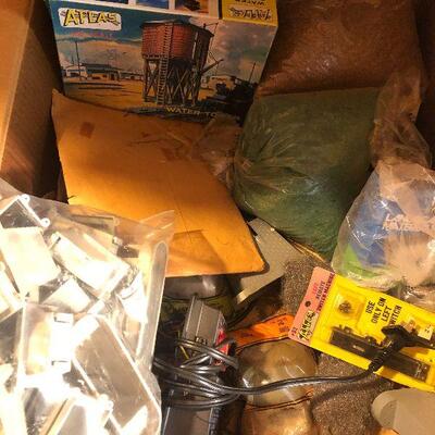 W8: Tain Accessories: Grass, Piers, and More