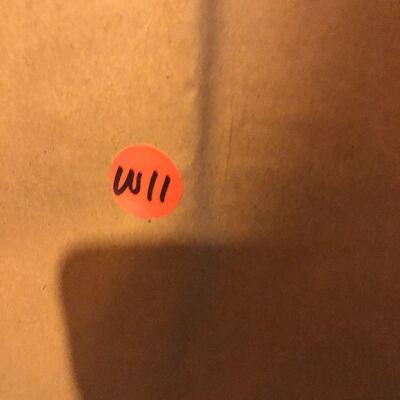 W11: Train Cars Lot Bachmann and More