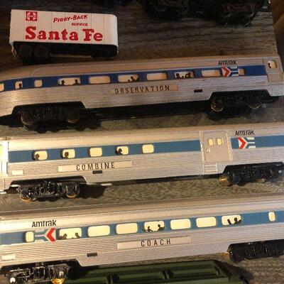 W11: Train Cars Lot Bachmann and More