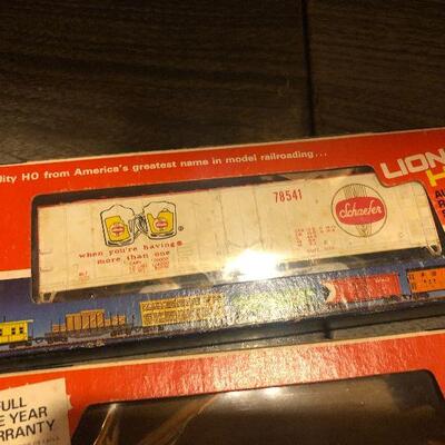 W12: Metal Train Lot Lionel and More