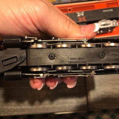 W12: Metal Train Lot Lionel and More