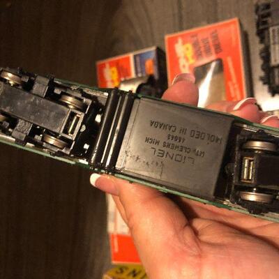 W12: Metal Train Lot Lionel and More