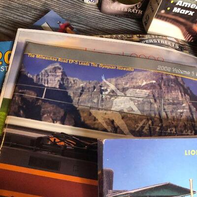 W17: Lionel Train Books and More
