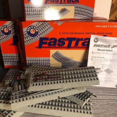 W19: Lionel Fast Tracks Lot Left & Right Switches