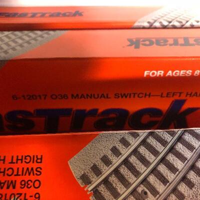 W19: Lionel Fast Tracks Lot Left & Right Switches