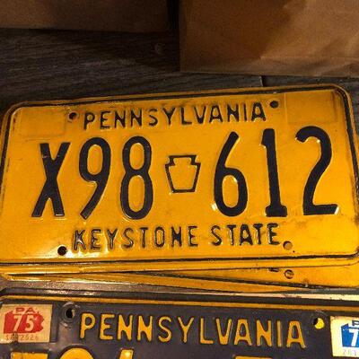 W23: Vintage License Plate Lot