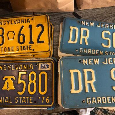 W23: Vintage License Plate Lot