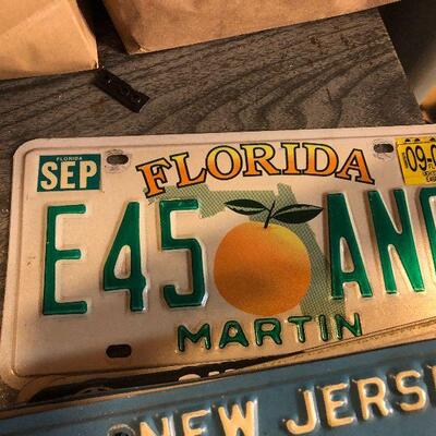 W23: Vintage License Plate Lot