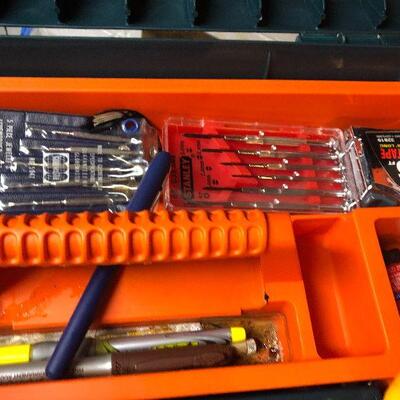 W24: Zag Tool Kit with Contents