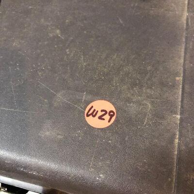 W29: Craftsman Toolbox with Crafting Paints