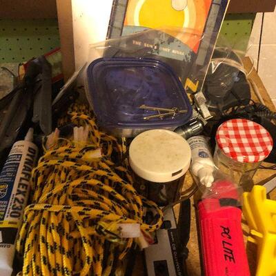 W30: Kobalt Caulk Gun, Garage Tools