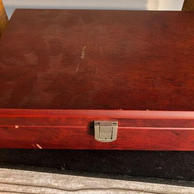 W32: Shoeshine Kit/Accesories and Storage Boxes