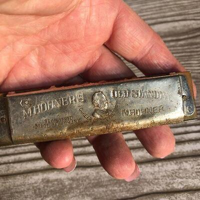 W33: Vintage Hohner Harmonicas (Old Standby & Bluesband)
