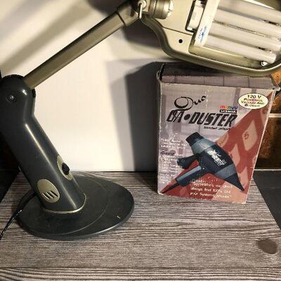 W34: Workbench Light & Duster (computer vac duster)