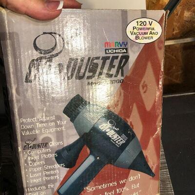 W34: Workbench Light & Duster (computer vac duster)