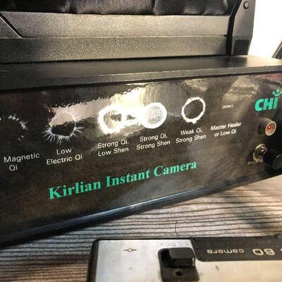 W35: CHI Aura Tester &Tripod