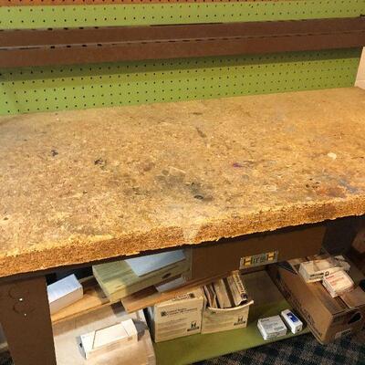 W36: Hirsch Tool Bench