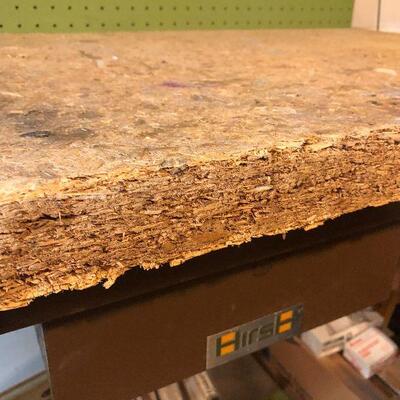 W36: Hirsch Tool Bench