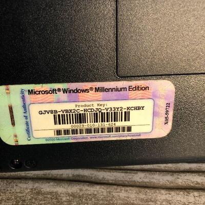 W37: Vintage Toshiba Laptops