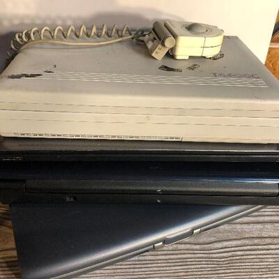 W37: Vintage Toshiba Laptops